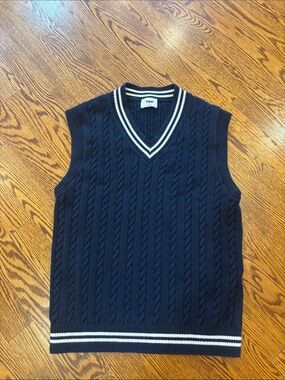 Aritzia Navy Cable Knit V-Neck Sweater Vest with White Stripe Trim
